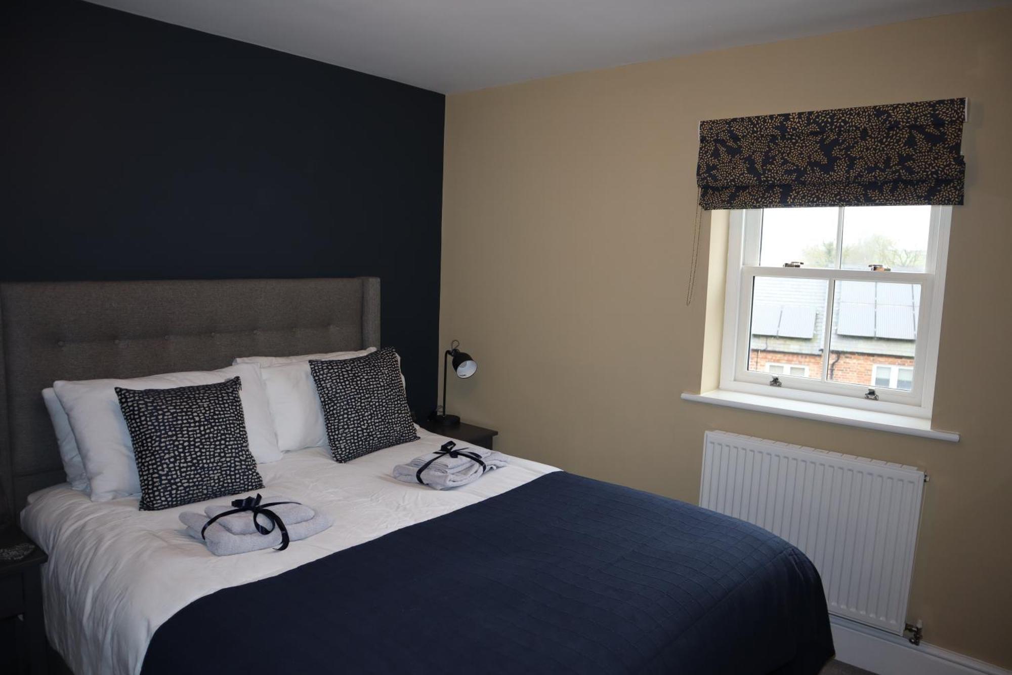 Canal View Cottage With Log Fire & Parking Blisworth Ngoại thất bức ảnh